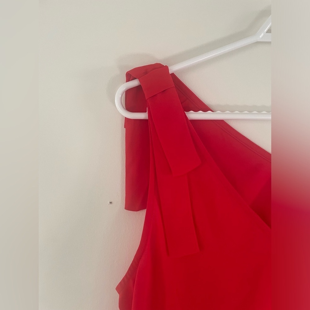 Red Flowy Tank/Blouse - Picture 3 of 6